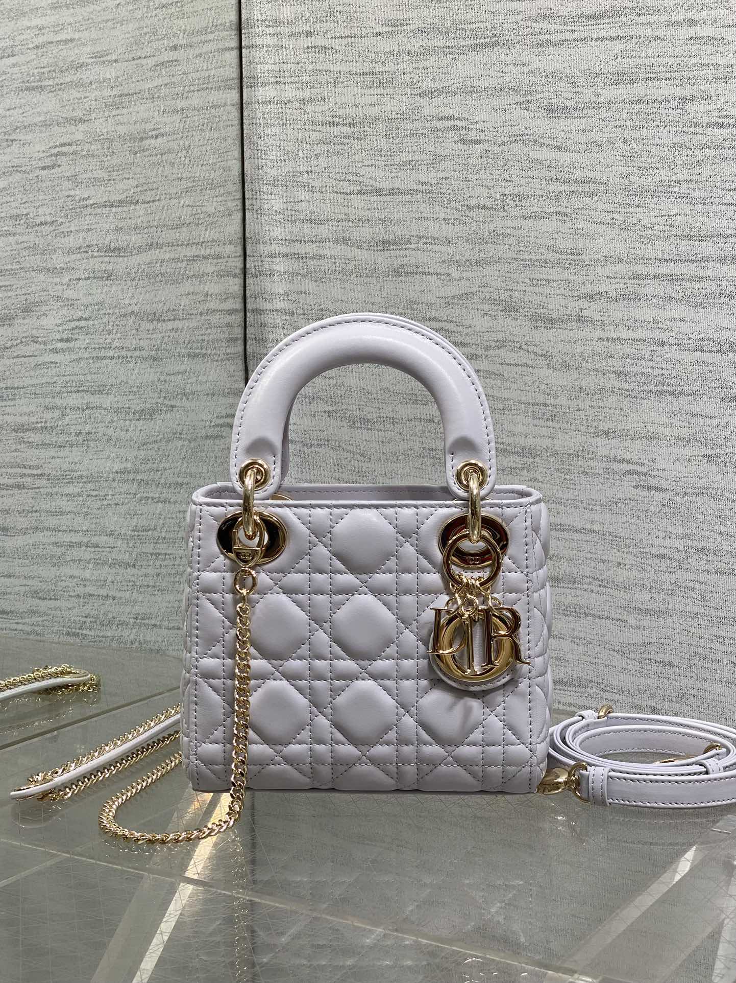DIOR 25S MINI LADY DIOR BAG 17 IN LILAC CANNAGE CALFSKIN GOLD HARDWRE