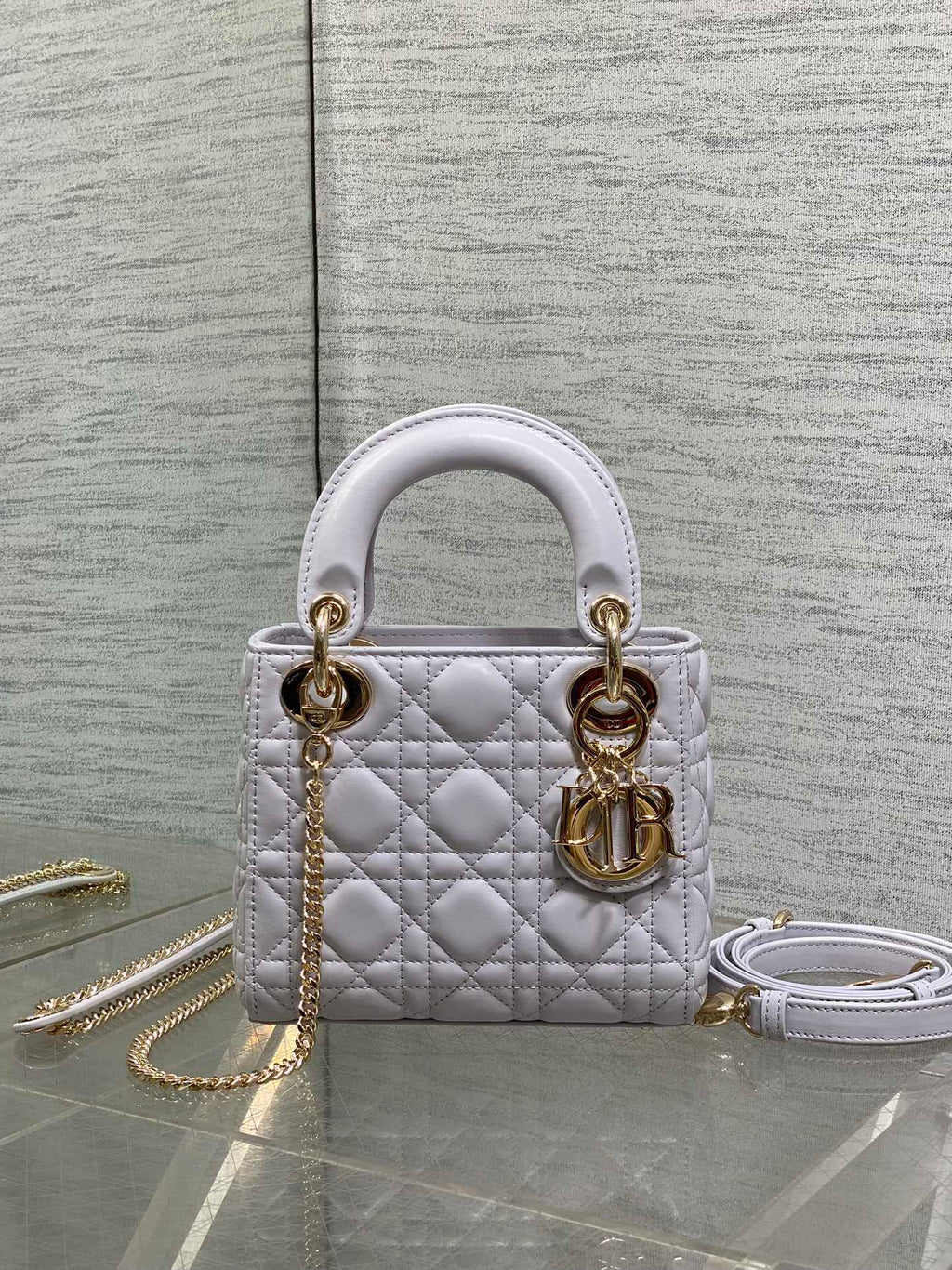 DIOR 25S MINI LADY DIOR BAG 17 IN LILAC CANNAGE CALFSKIN GOLD HARDWARE