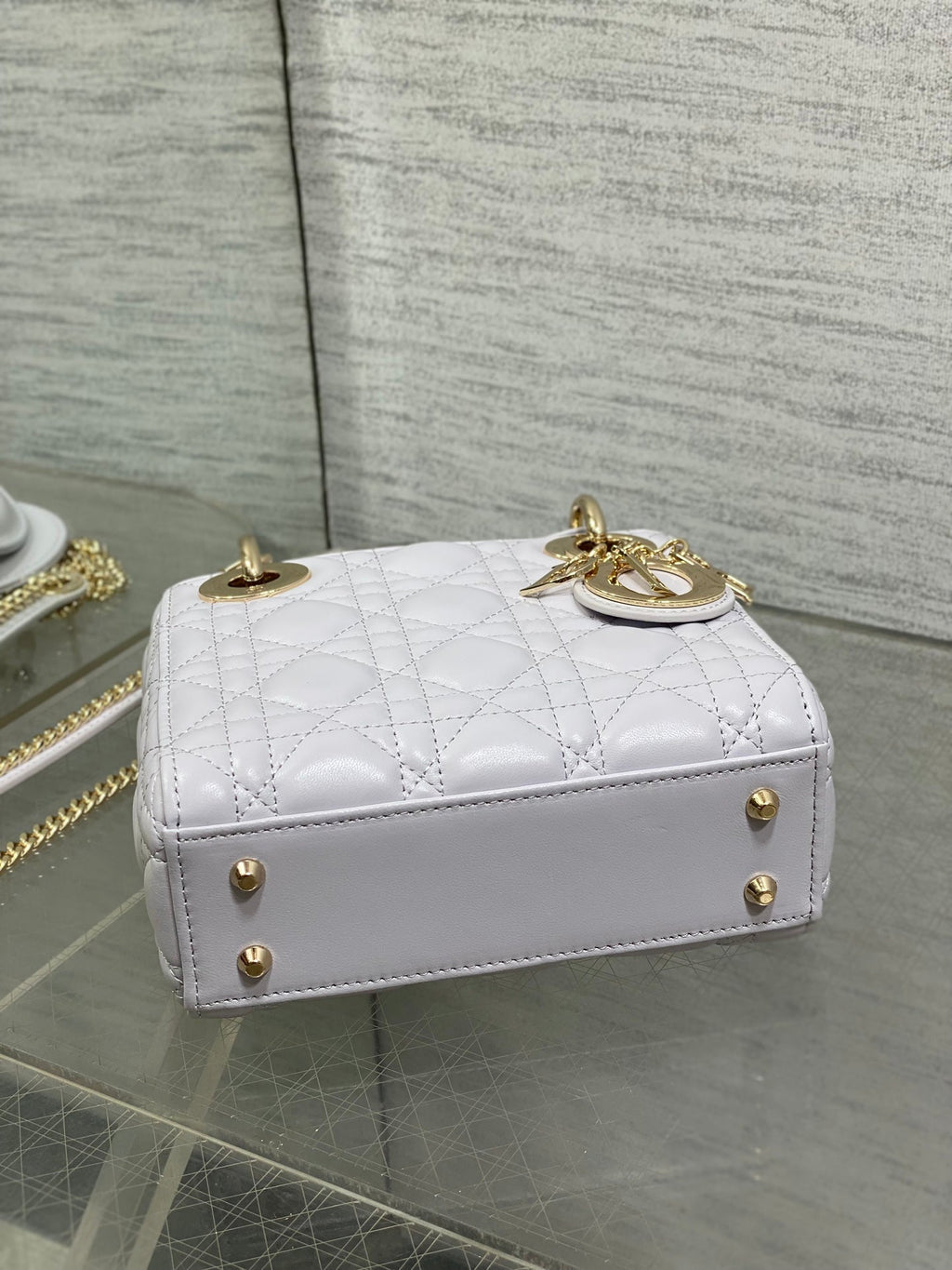 DIOR 25S MINI LADY DIOR BAG 17 IN LILAC CANNAGE CALFSKIN GOLD HARDWRE