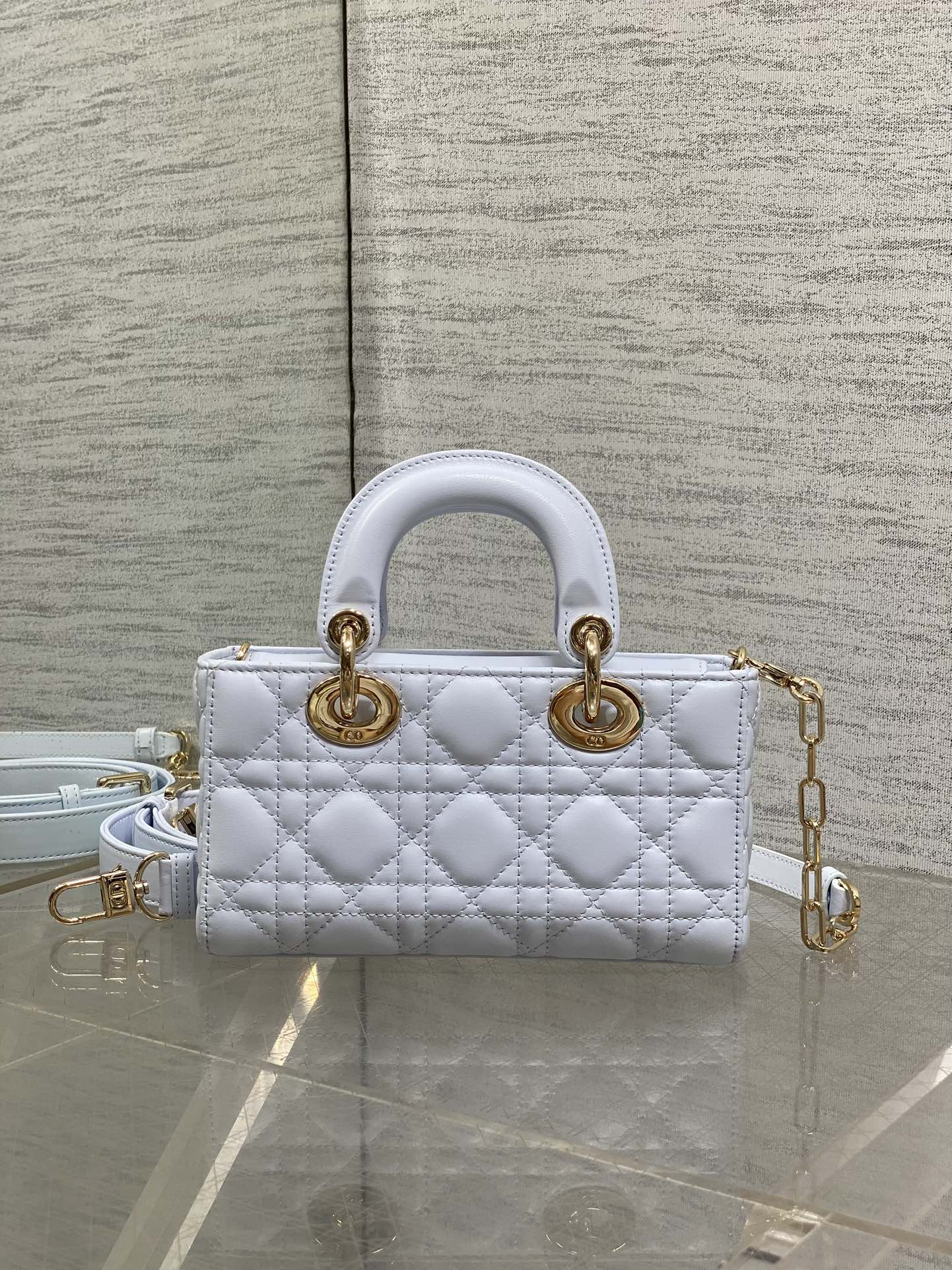 DIOR 25S SMALL LADY D‑JOY BAG 19 IN LIGHT BLUE CANNAGE CALFSKIN GOLD HARDWRE