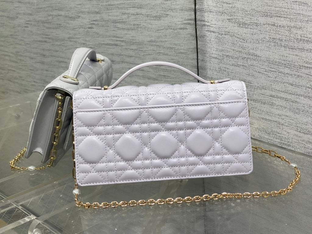 DIOR 25S DIOR TALK PHONE POUCH 21 IN PALE LILAC CALFSKIN GOLD HARDWRE