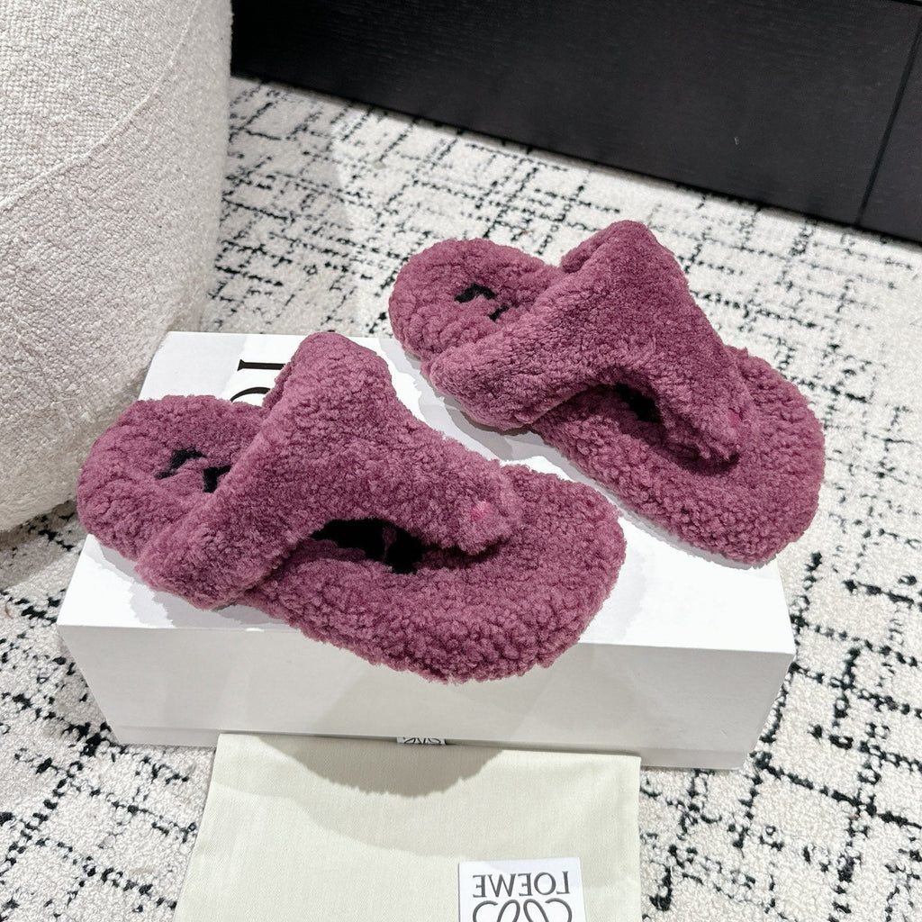 LW SHEARLING THONG SLIPPER IN GRAPE