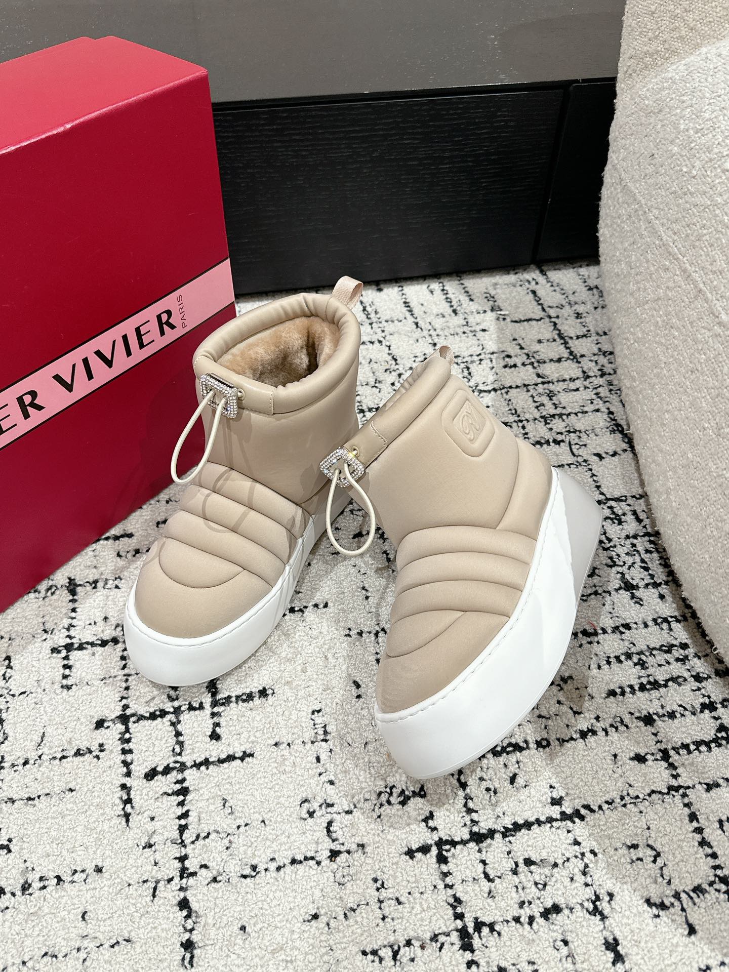 VIV' UP ANKLE BOOTS IN BEIGE TECHNICAL FABRIC FLEECE LINING