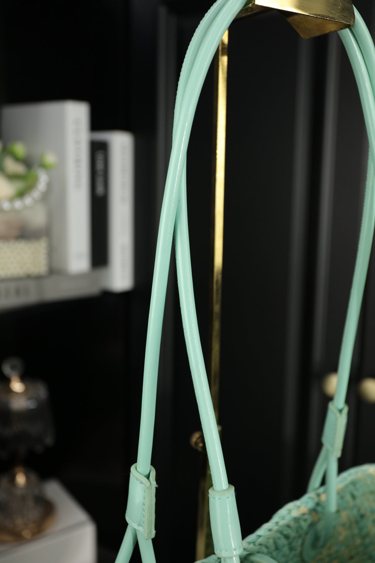 LOE SMALL ANAGRAM BASKET 28 BAG IN LIGHT BLUE IRACA PALM AND CALFSKIN