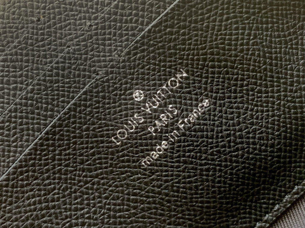 LV 25S SOFT TRUNK BAG 22 IN MONOGRAM ECLIPSE CANVAS AND CALFSKIN