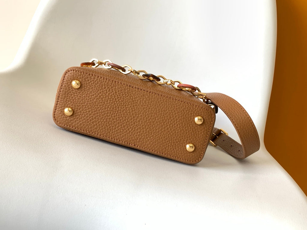 LV 25S CAPUCINES BAG 21 IN TAN CALFSKIN GOLD HARDWARE