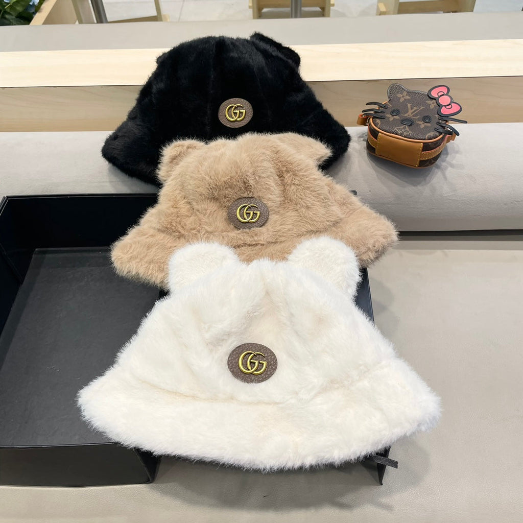 BUCKET HAT IN WHITE FLEECE 397932