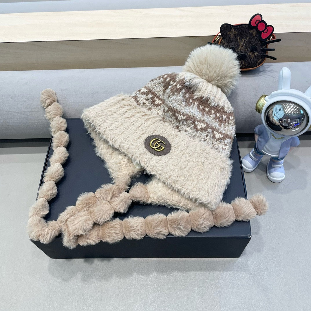 BEANIE HAT IN COLORFUL WOOL 400958