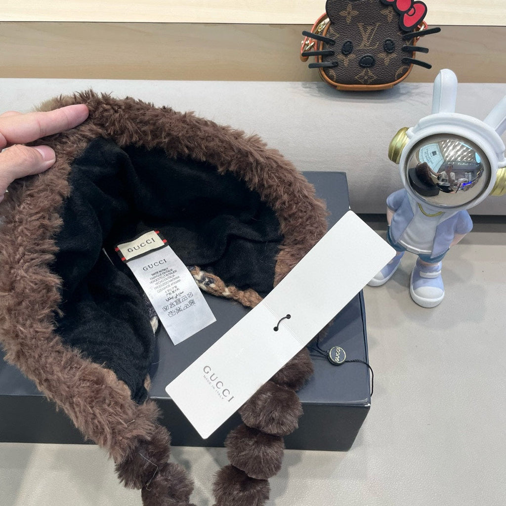 BEANIE HAT IN COLORFUL WOOL 400960