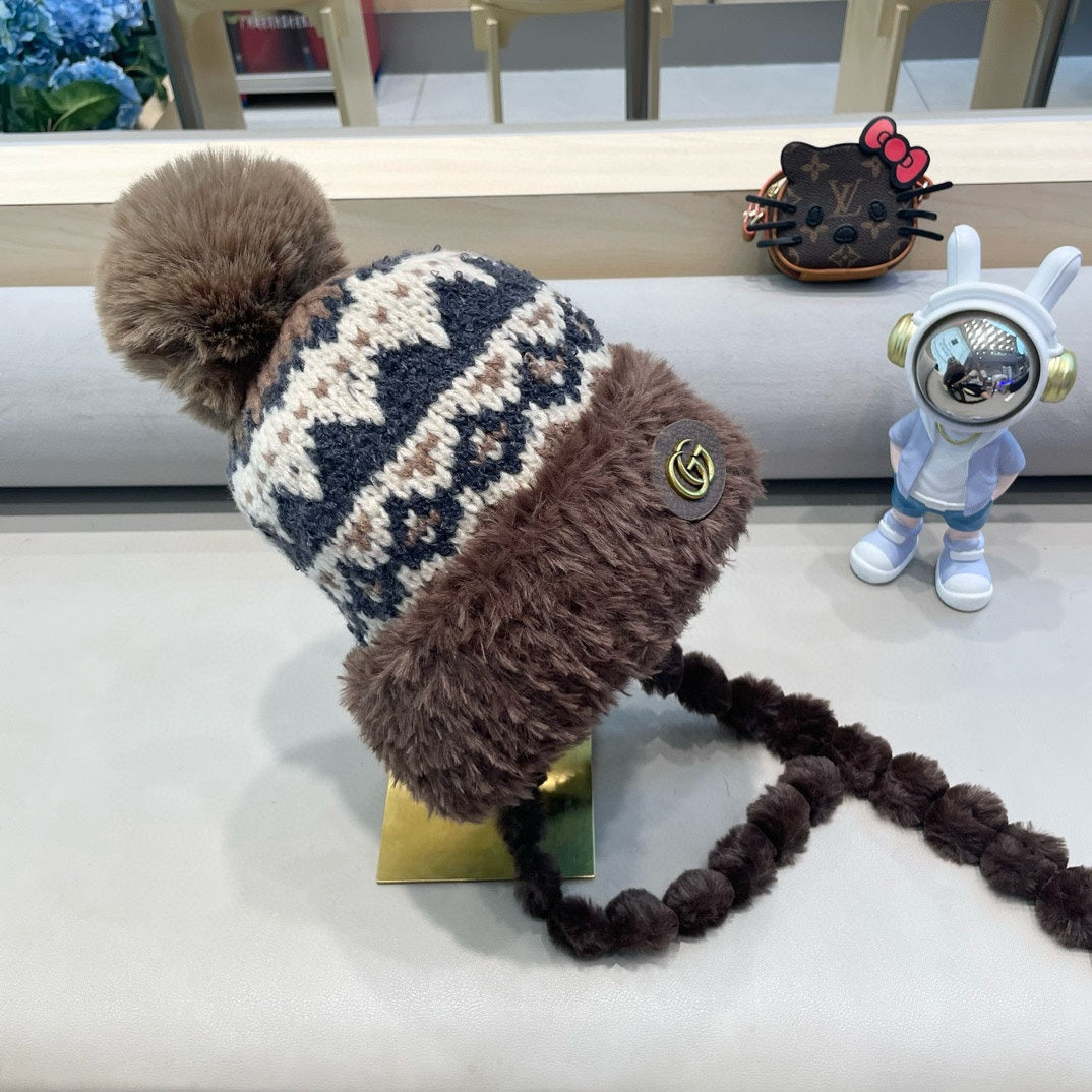 BEANIE HAT IN COLORFUL WOOL 400960