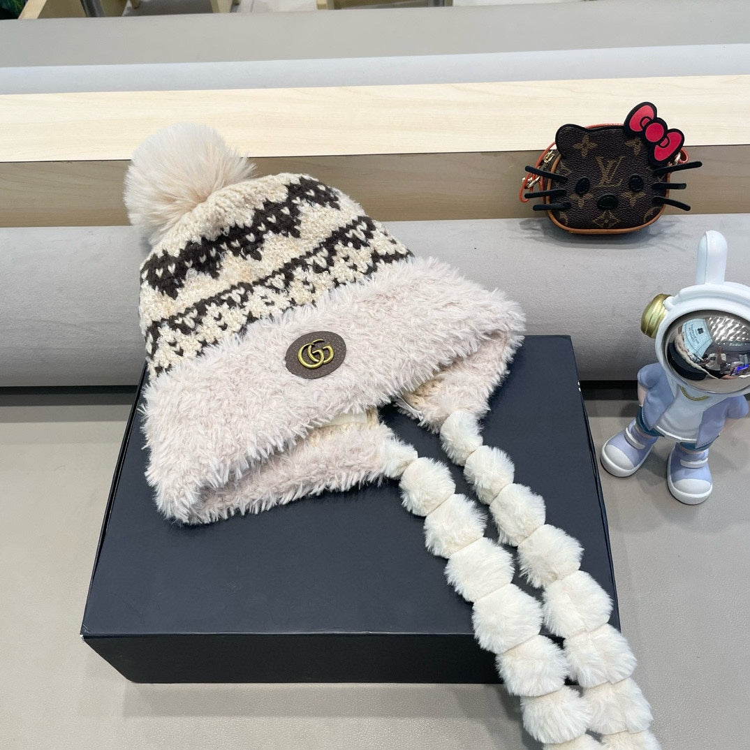 BEANIE HAT IN COLORFUL WOOL 400961