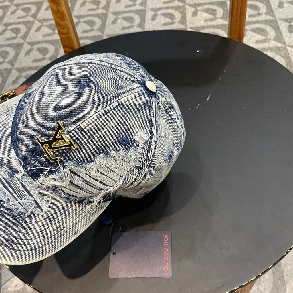 BASEBALL CAP IN LIGHT BLUE DENIM 404845