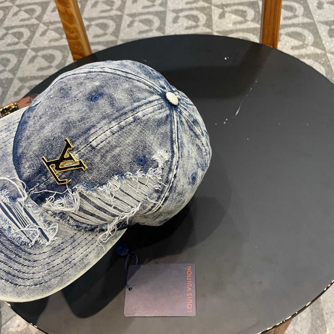 BASEBALL CAP IN LIGHT BLUE DENIM 404845