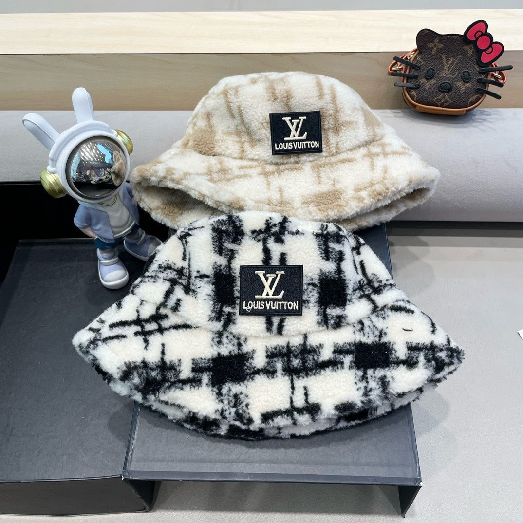 BUCKET HAT IN WHITE MIX BEIGE FLEECE 404740