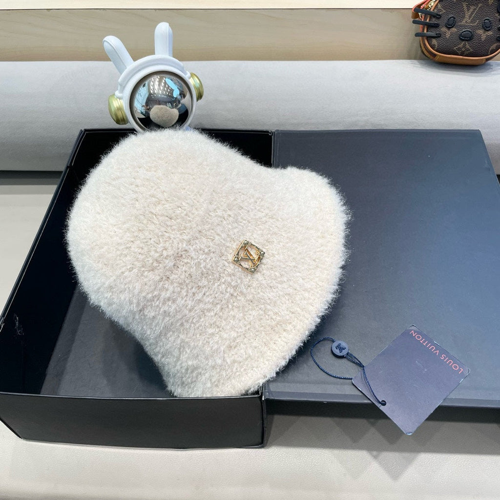 BUCKET HAT IN BEIGE RABBIT FUR 404832