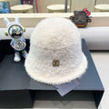 BUCKET HAT IN BEIGE RABBIT FUR 404832