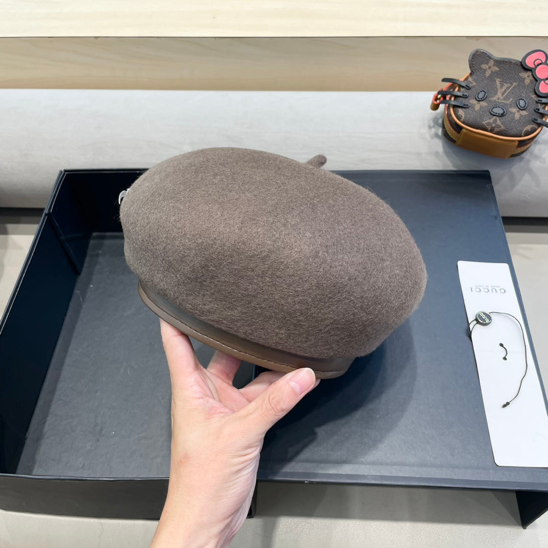 BERET HAT IN WENGE BROWN WOOL 406888