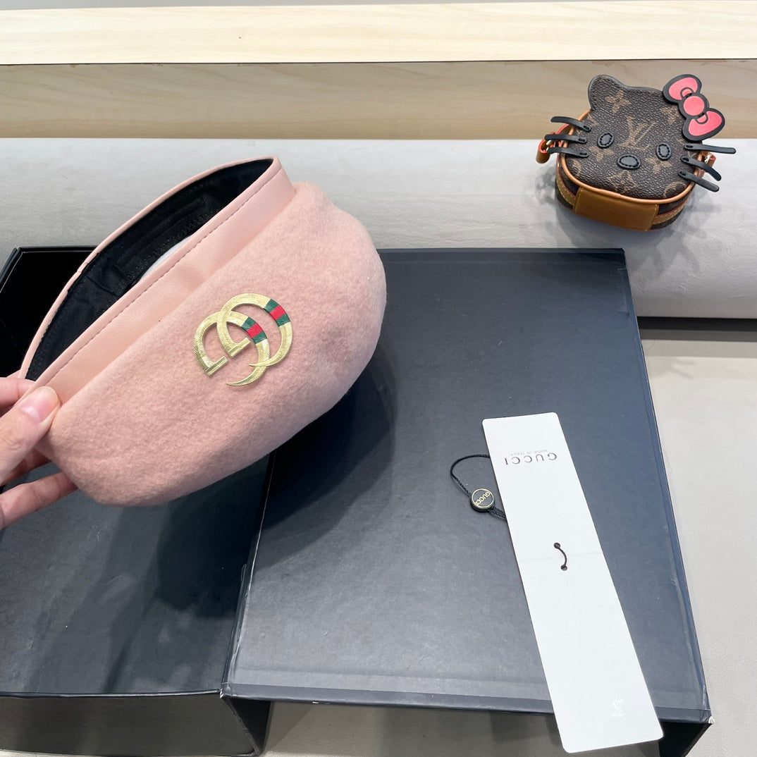 BERET HAT IN LIGHT PINK WOOL 406887