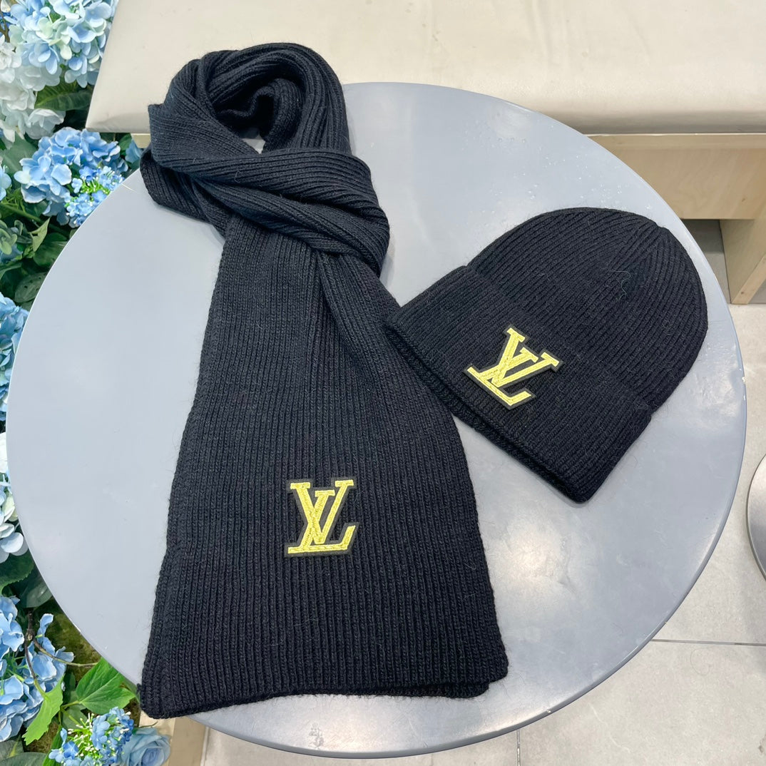 SET SCARF AND HAT IN BLACK WOOL 406533