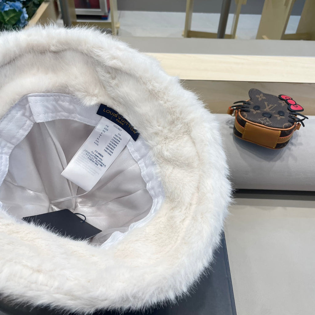 FISHERMAN HAT IN PINK MIX WHITE WOOL AND RABBIT FUR 409760