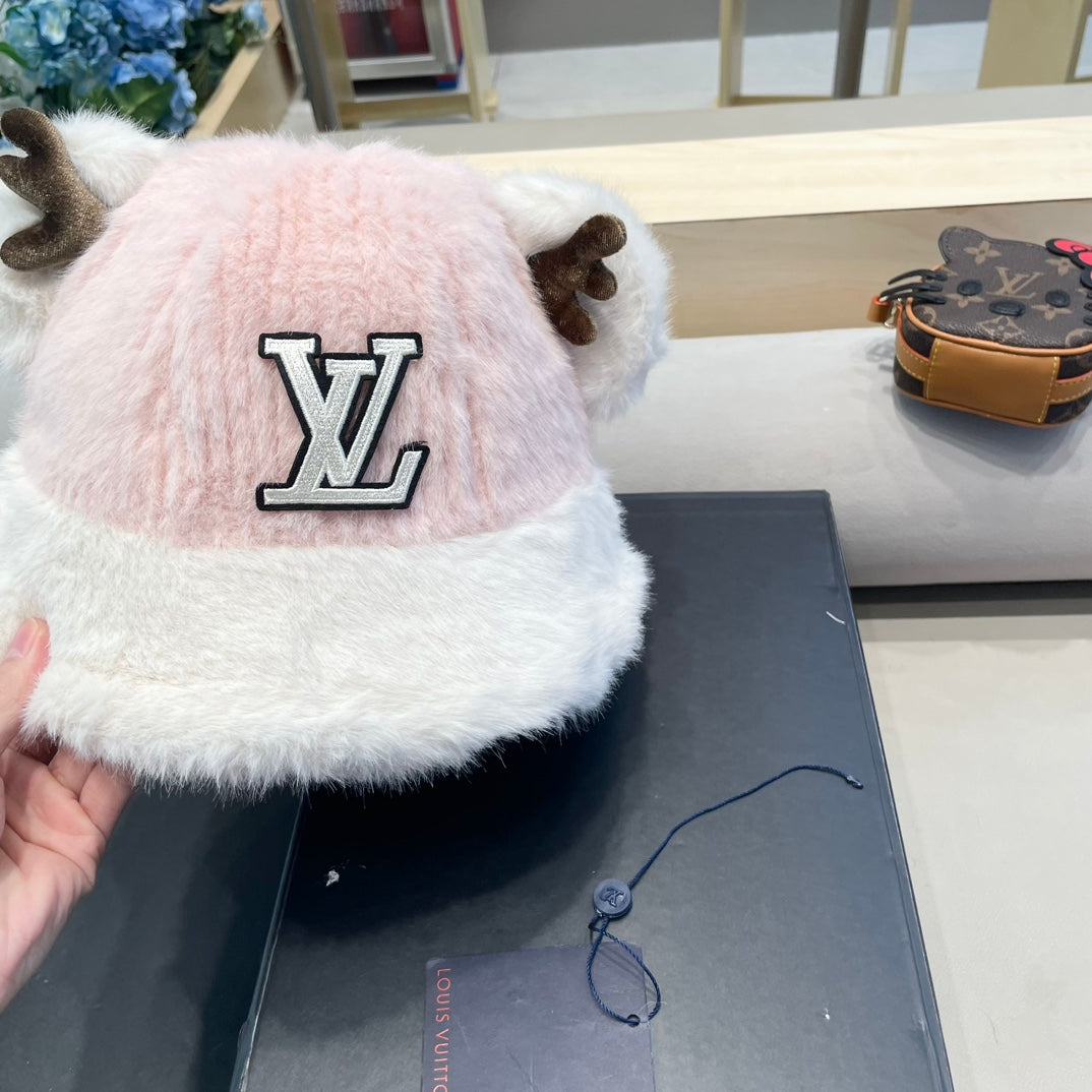 FISHERMAN HAT IN PINK MIX WHITE WOOL AND RABBIT FUR 409760