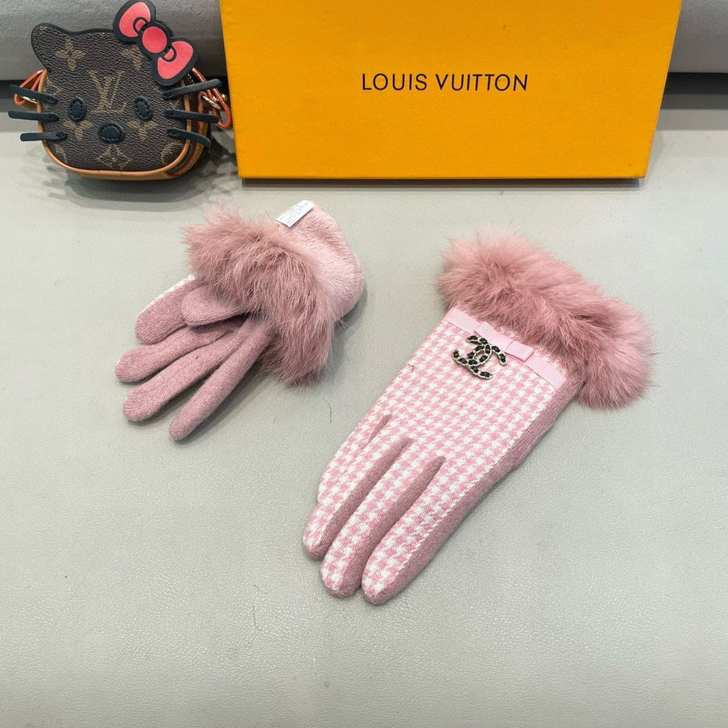 GLOVES IN PASTEL PINK MIX WHITE WOOL AND RABBIT FUR 417181