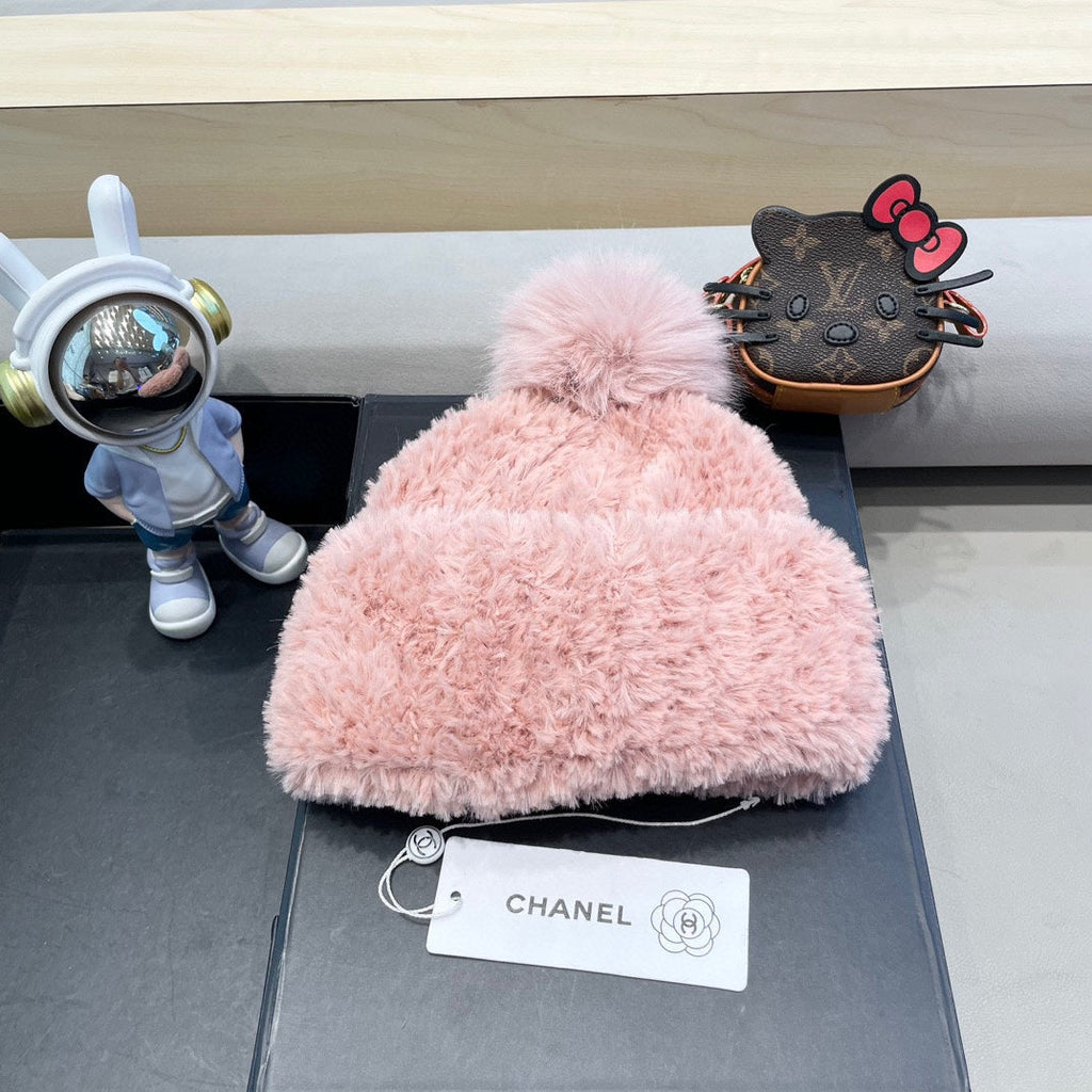 BEANIE HAT IN LIGHT PINK SOLF FLEECE 419712