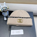 BEANIE HAT IN CAMEL BEIGE WOOL 419781