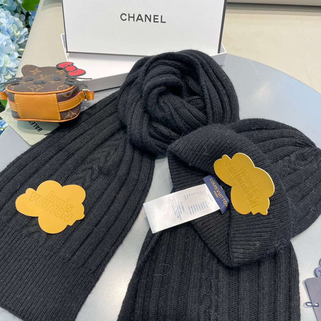 SET SCARF AND HAT IN BLACK WOOL 419147