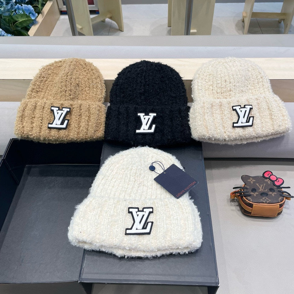 KNITTED BEANIE HAT IN CAMEL BEIGE WOOL 421266