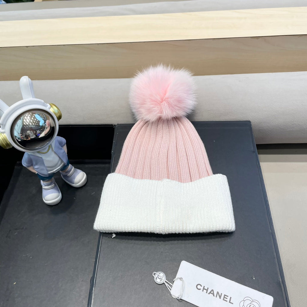 BEANIE HAT IN BABY PINK MIX WHITE WOOL 421051