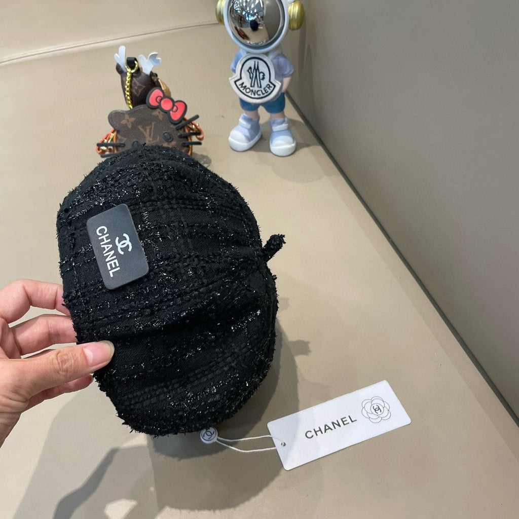 BERET HAT IN BLACK WOOL TWEED 422554