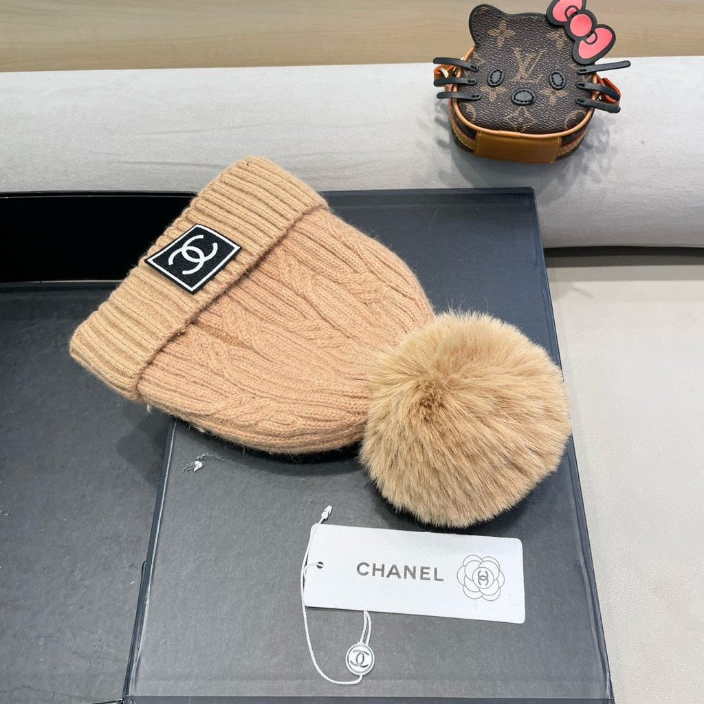 BEANIE HAT IN SEPIA TAN WOOL 422177