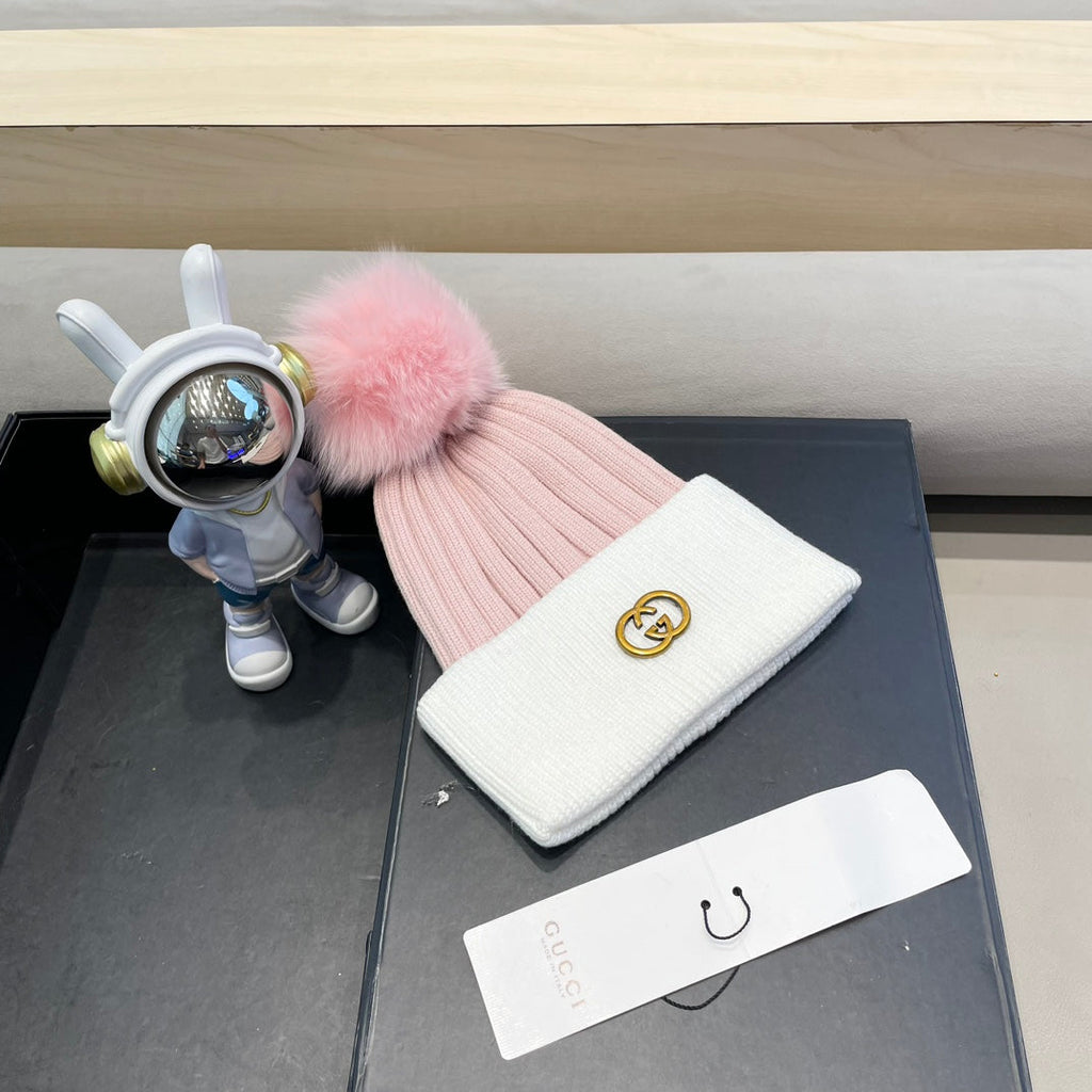 BEANIE HAT IN LIGHT PINK MIX WHITE WOOL AND FOX FUR 422503