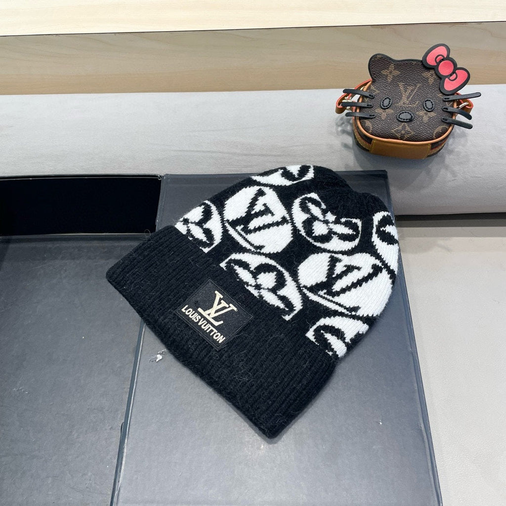 KNITTED BEANIE HAT IN BLACK MIX WHITE WOOL AND RABBIT FUR 426245