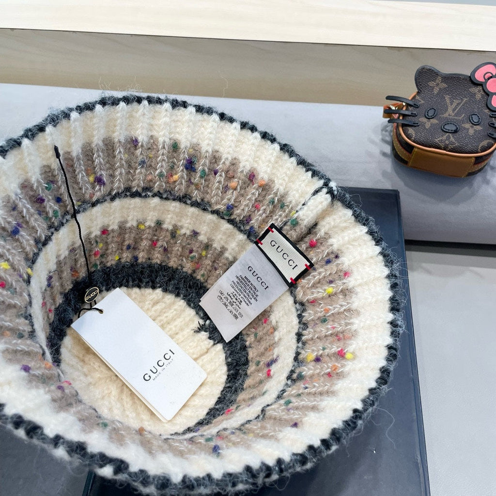 STRIPED KNITTED BUCKET HAT COLORFUL 428101