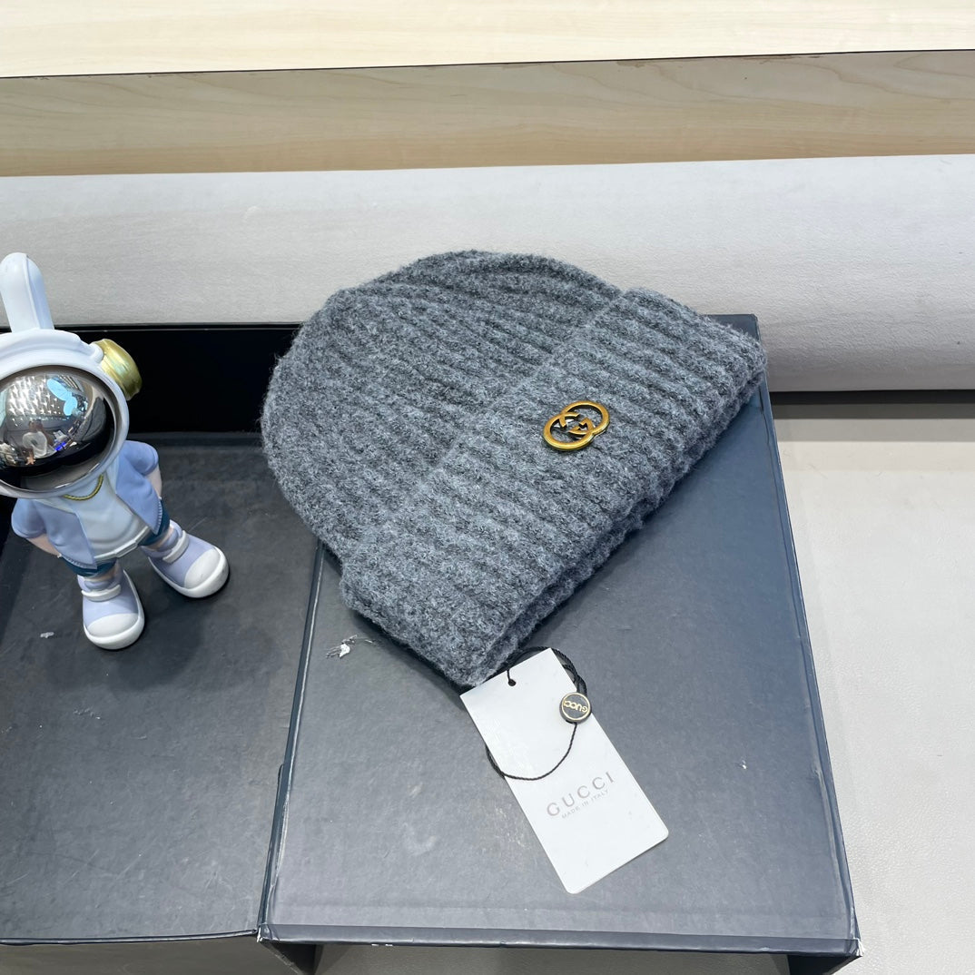 BEANIE HAT IN SHARK GRAY WOOL 434958