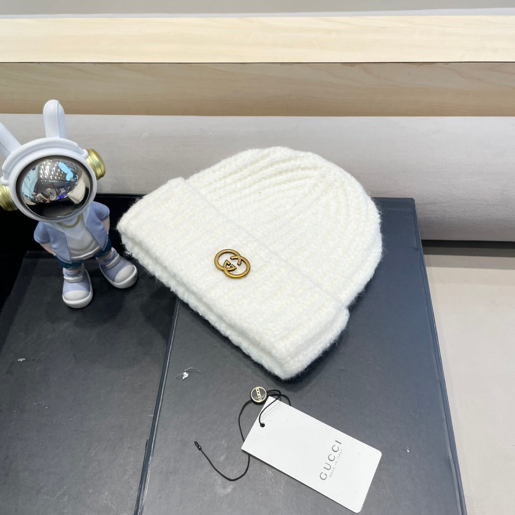 BEANIE HAT IN WHITE WOOL 434957