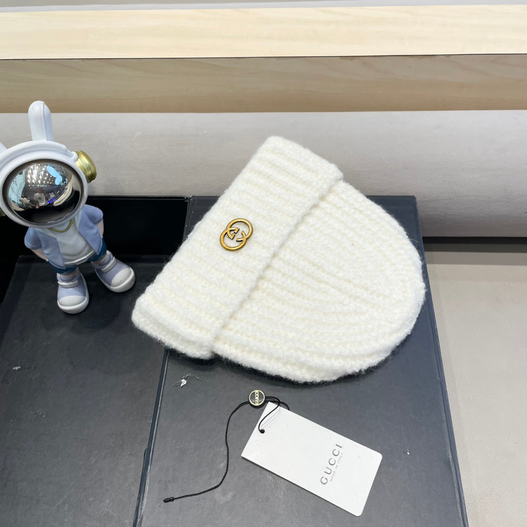 BEANIE HAT IN WHITE WOOL 434957