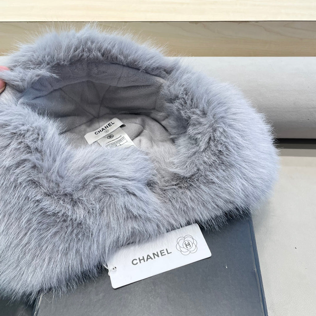 TRAPPER HAT IN SHARK GRAY SUEDE AND LAMB FUR 429973