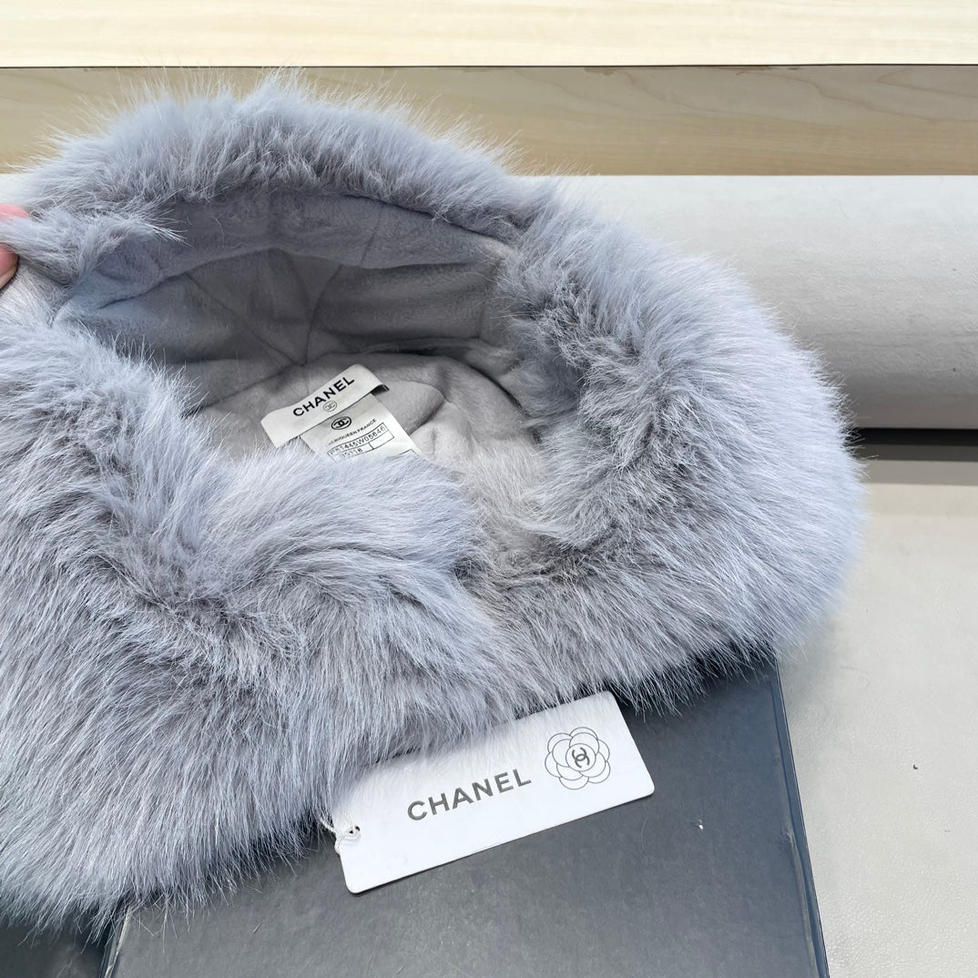 TRAPPER HAT IN SHARK GRAY SUEDE AND LAMB FUR 429973