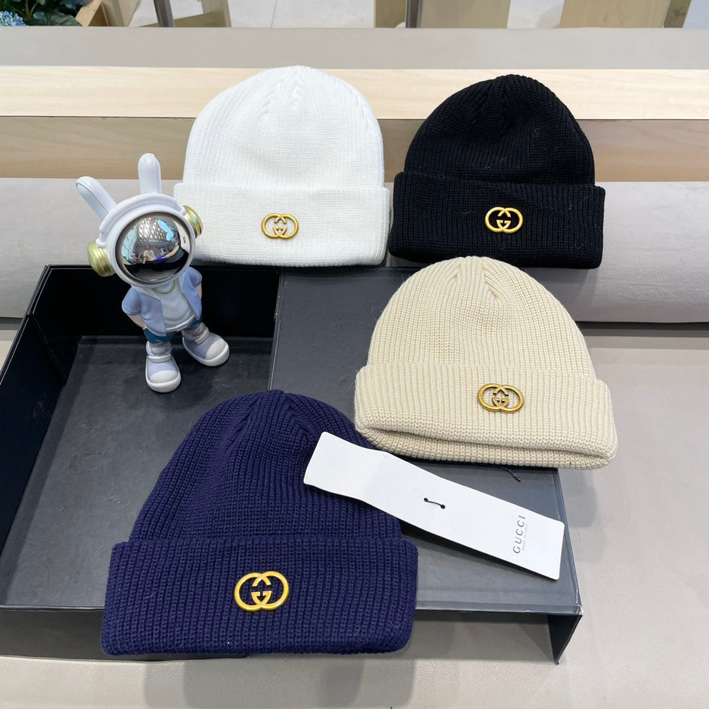 BEANIE HAT IN BISQUE BEIGE WOOL 433461