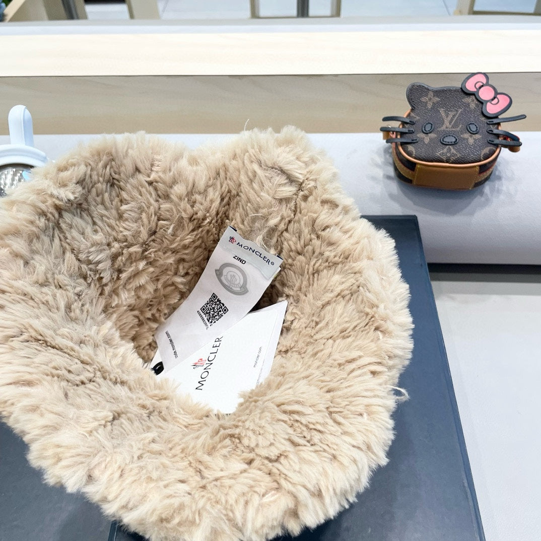 BUCKET HAT IN BISQUE BEIGE FLEECE 435043