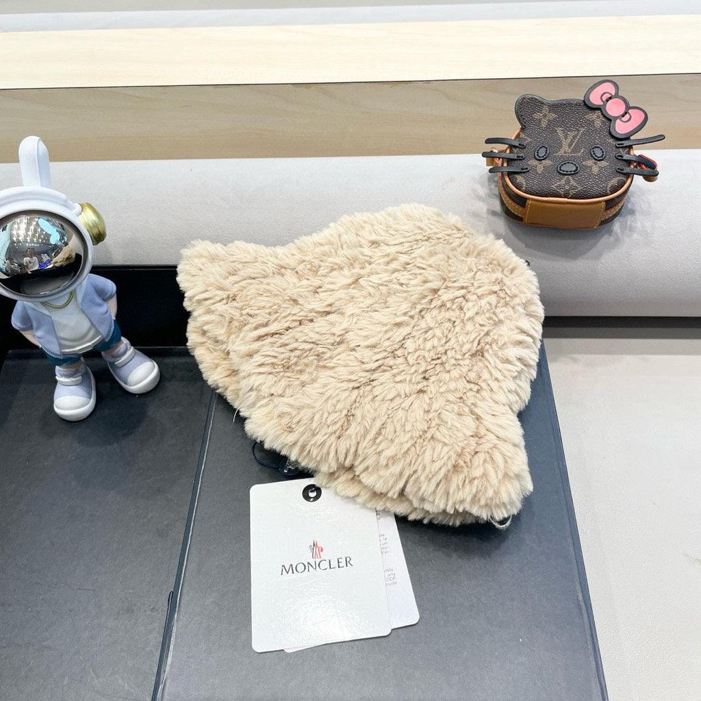 BUCKET HAT IN BISQUE BEIGE FLEECE 435043