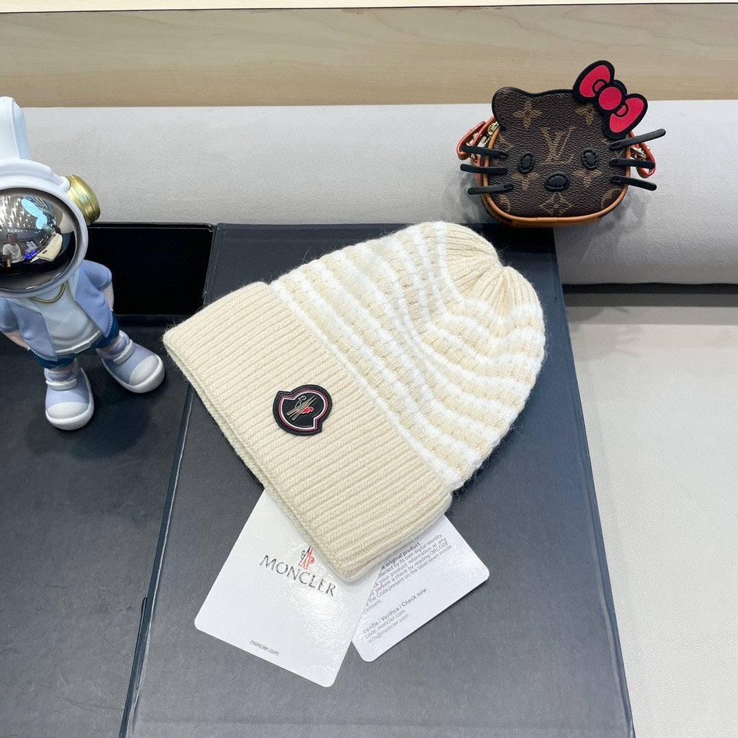 BEANIE HAT IN STELL BISQUE BEIGE MIX WHITE CASHMERE 436731