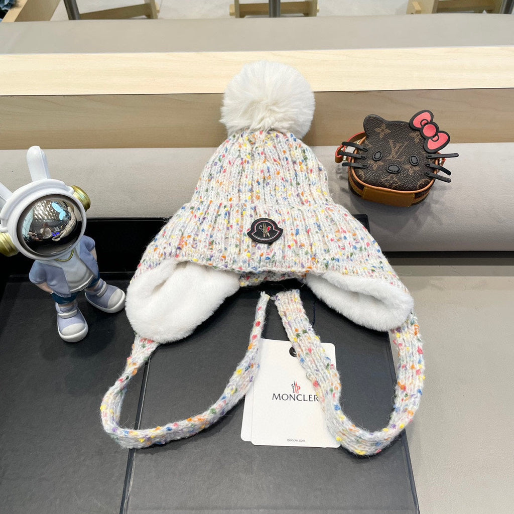 BEANIE HAT IN WHITE WOOL LINED WITH FLEECE 436774