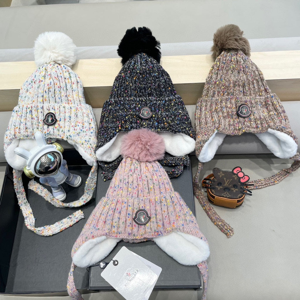 BEANIE HAT IN LIGHT PINK WOOL LINED WITH FLEECE 436776