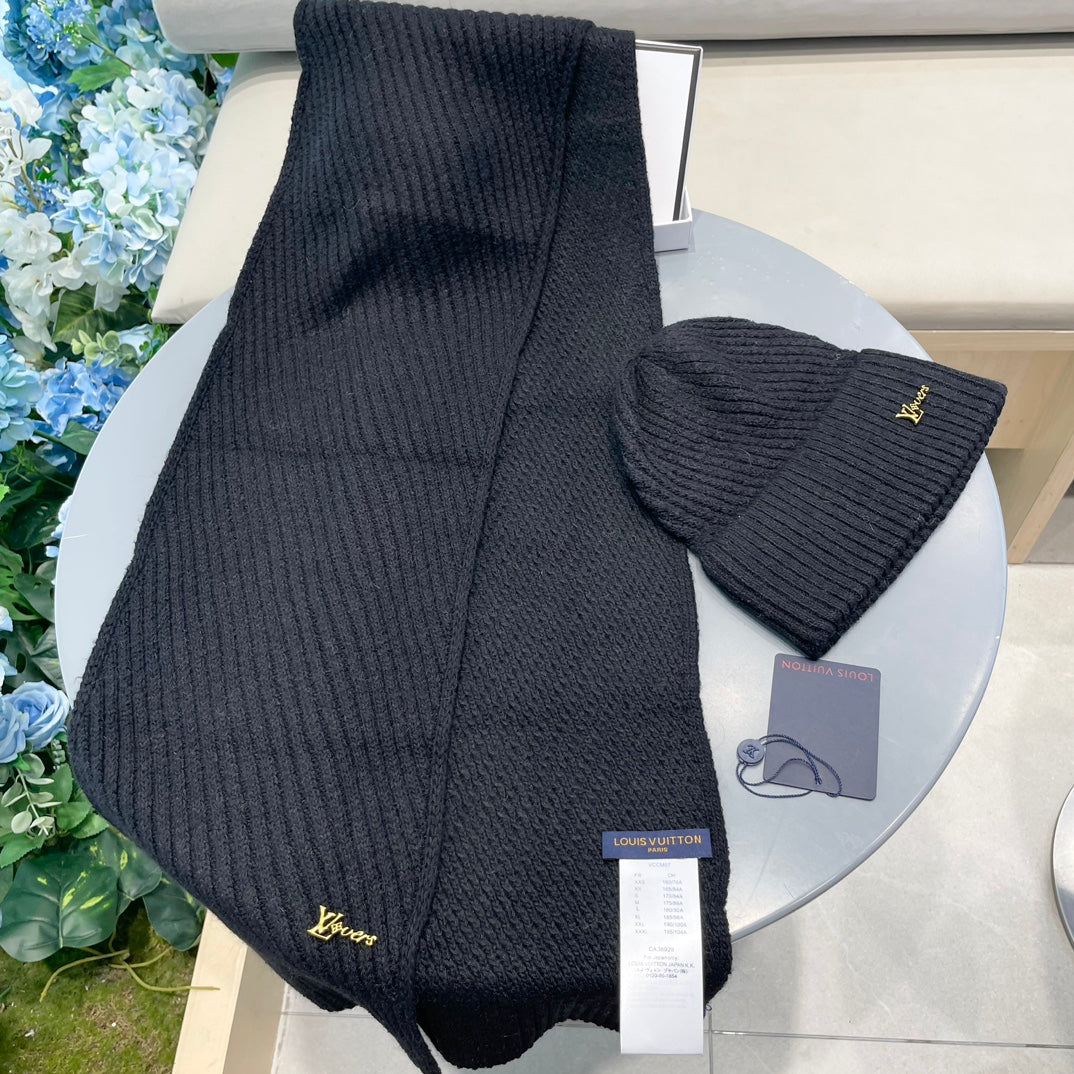 SET SCARF AND HAT IN BLACK WOOL 436222