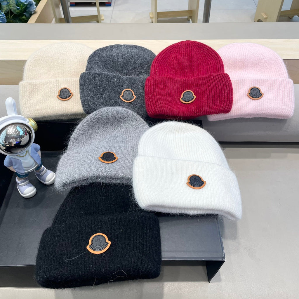 BEANIE HAT IN GRAPHITE GRAY WOOL 438121