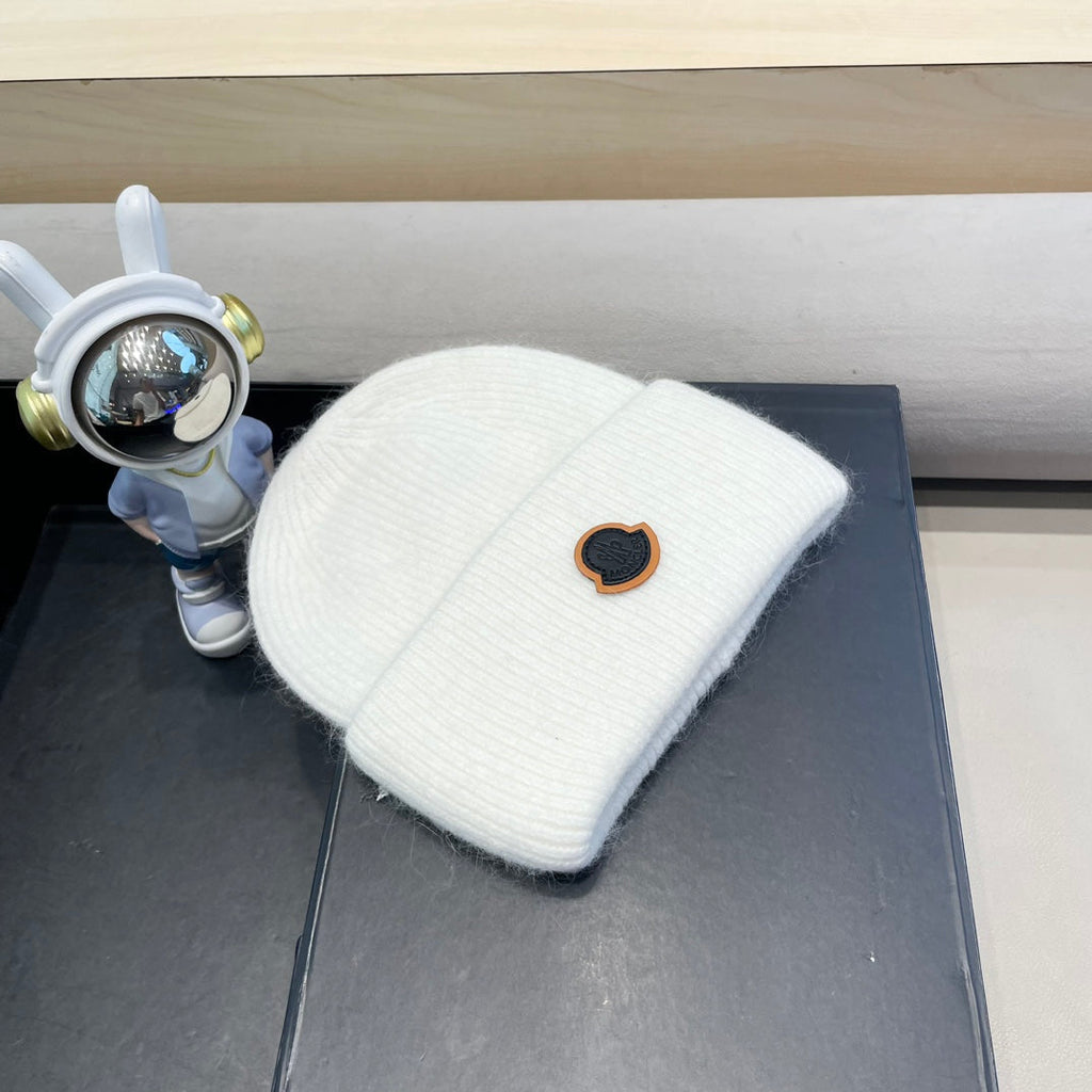 BEANIE HAT IN WHITE WOOL 438126